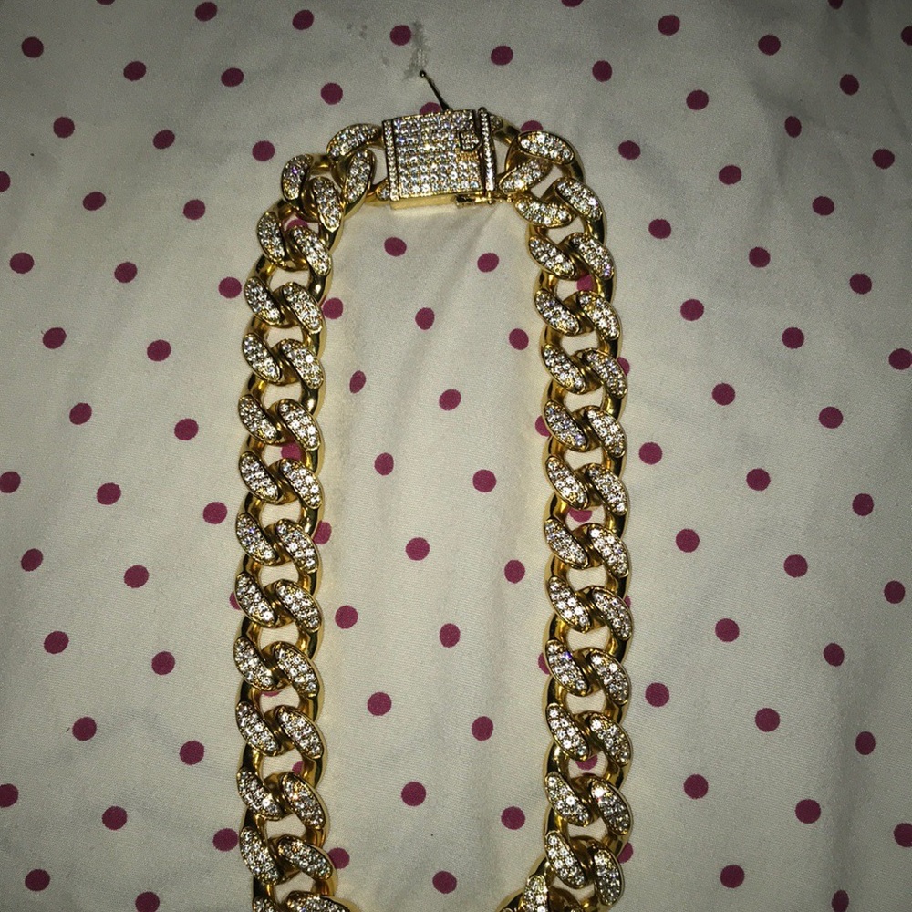 18k gold plated stainless steel based 18 mm choker